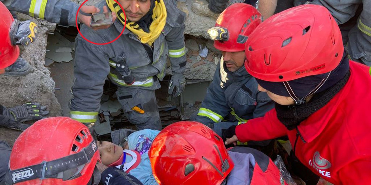Через 99 часов. Пожарный спасает ребенка. Летняя пожарных. Сигналы спасателей. Кахраманмараш спасение детей.