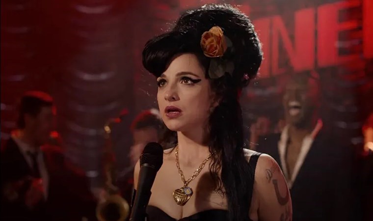 Amy Winehouseun Hayatını Anlatan Back To Black Filminin İlk Fragmanı