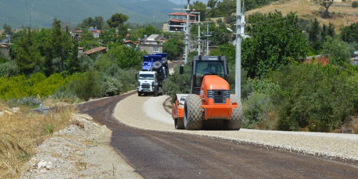 ilceler-modern-ve-guvenli-yollarla-bulusuyor-antalya-buyuksehir-belediyesi.jpg