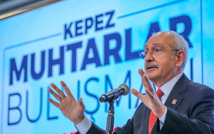 antalyada-temaslarini-surduren-chp-genel-baskani-kemal-kilicdaroglu-kundudaki-bir-otelde-kepez-ilcesinde-gorev-yapan-muhtarlarla-bulustu-001.jpg