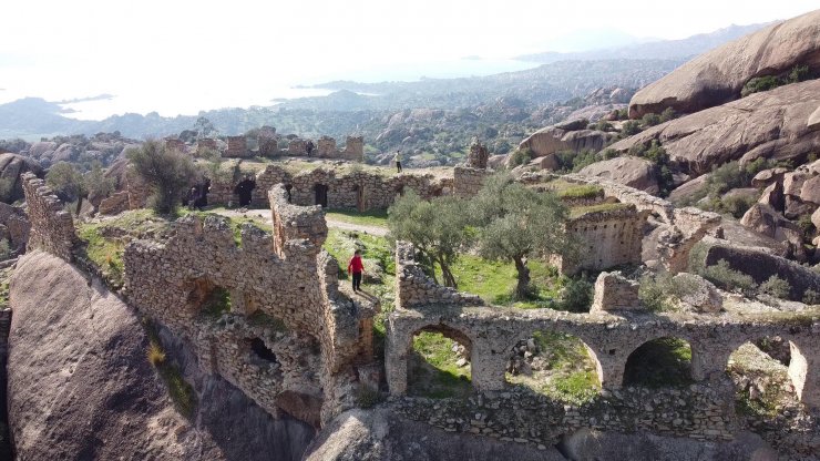 Bafa Gölü, doğaseverleri cezbediyor