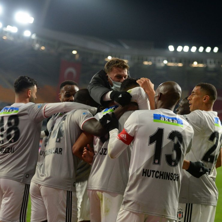 Beşiktaş, Ziraat Türkiye Kupası'nda final için sahada