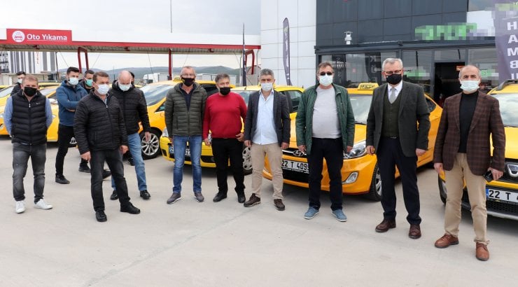 Edirne’de 30 taksici, 10 günlük karantinanın ardından işbaşı yaptı