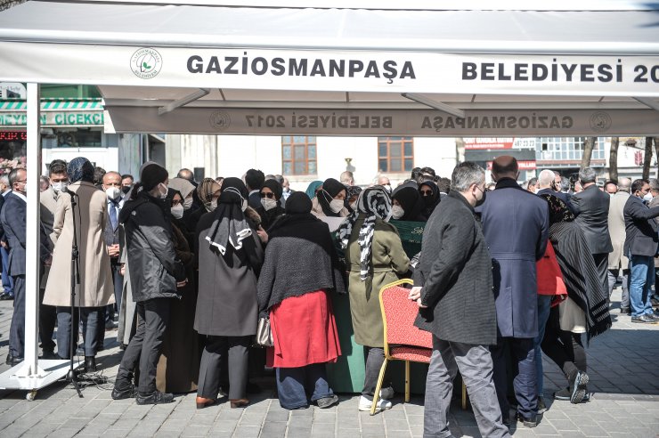 Fotoğraflar//Süleyman Soylu'nun annesi Servet Soylu'nun cenazesi camiye getirildi 