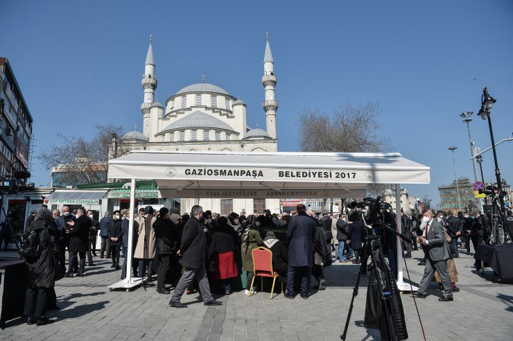 Fotoğraflar//Süleyman Soylu'nun annesi Servet Soylu'nun cenazesi camiye getirildi 