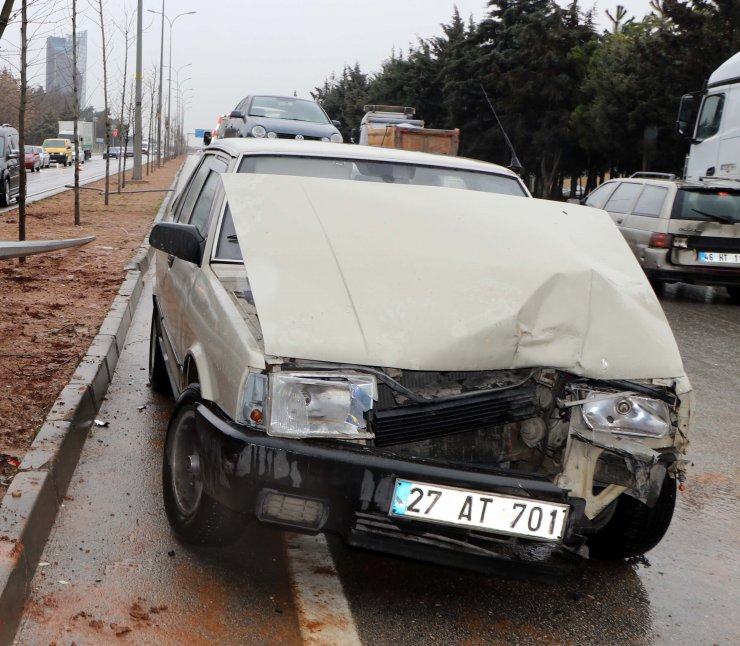 Gaziantep'te zincirleme kaza: 3 yaralı