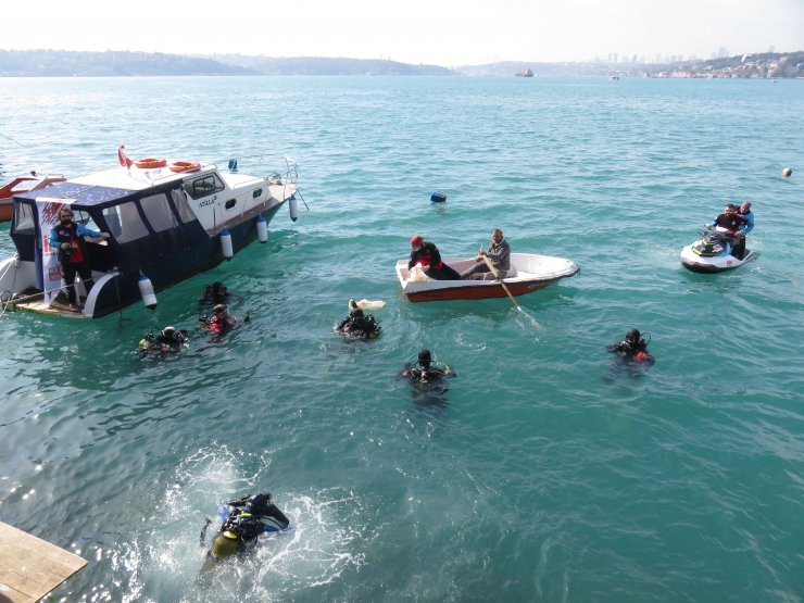 Gönüllü dalgıçlar Boğaz'da temizlik yaptı