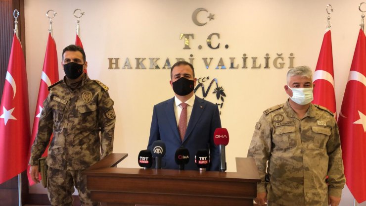 Hakkari Valisi Akbıyık: 7 ton asetik anhidrit ele geçirilmesi, terör örgütüne vurulmuş darbedir