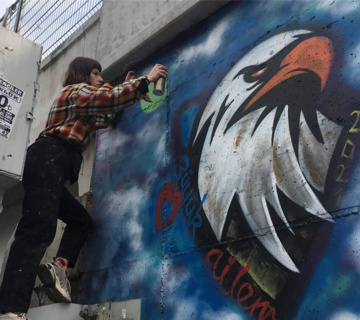 Kartal’ın en işlek caddesi ‘Filyasyon’ adı verilen resimlerle renklendirildi