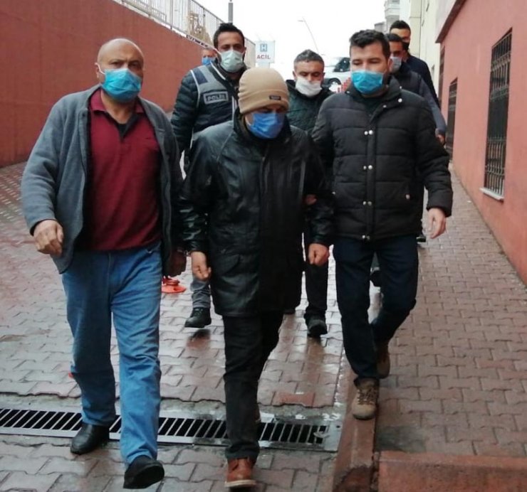 Kayseri'de uyuşturucu imalatında kullanılan 2 ton kimyasal madde ele geçirildi: 7 gözaltı