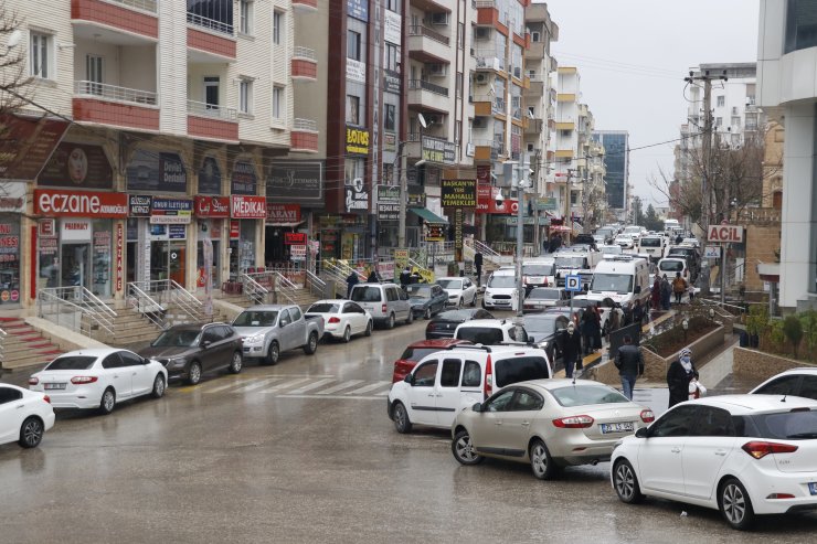 Mardin Valisi 'rengimizi koruyalım' dedi; halk destek verdi