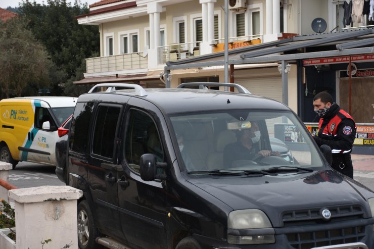 Marmarisliler sokağa çıkma kısıtlamasına uydu