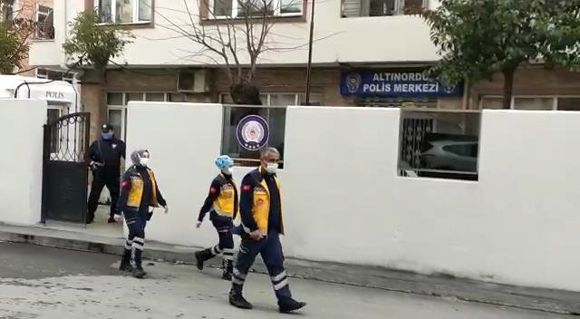 Maske uyarısı yapan sağlık çalışanlarına saldırı