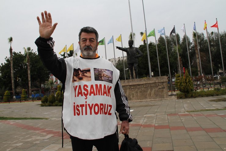 Sokak hayvanları için Mersin'den İzmir'e yürüyor