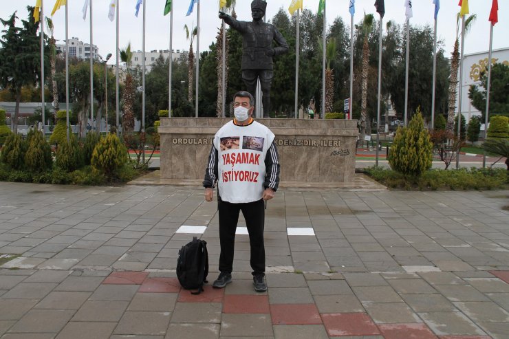 Sokak hayvanları için Mersin'den İzmir'e yürüyor