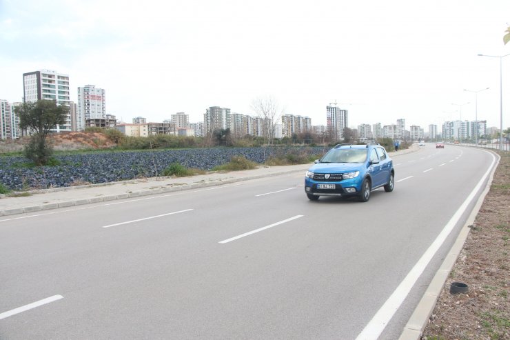 Yol kenarındaki arazilerde üretilen 'tarımsal' gıdalardaki tehlike