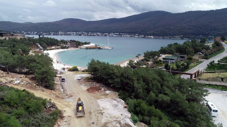 Bodrum Plajlarına Maldivler'e Benzetmek İçin Kuvars Tozu Döküldüğü İddia Edildi