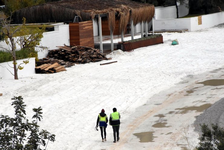 Bodrum'da Plaja Mermer Tozu Döken İşletmeye 265 Bin Tl Ceza