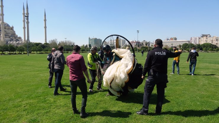Adana Semalarında İzinsiz Uçan Paramotor Polisi Alarma Geçti