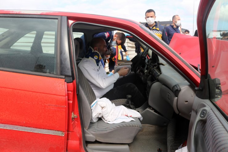 Otomobiliyle Makas Atan Sürücü, Motosiklet İle Yaya Kadınlara Çarptı: 1 Ölü, 3 Yaralı