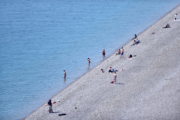 Turistlerin Kısıtlamada Deniz Keyfi