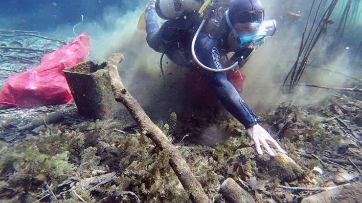 Antalya'nın İçme Suyu Kaynağından Çuvallar Dolusu Çöp Çıkartıldı