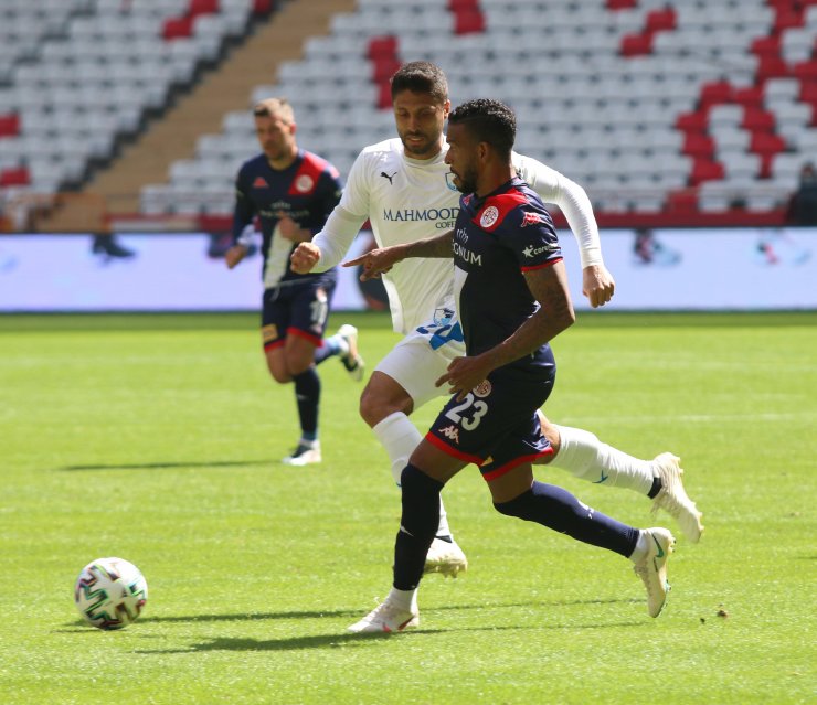 Antalyaspor, 14 Hafta Sonra Birden Fazla Golle Galip Geldi