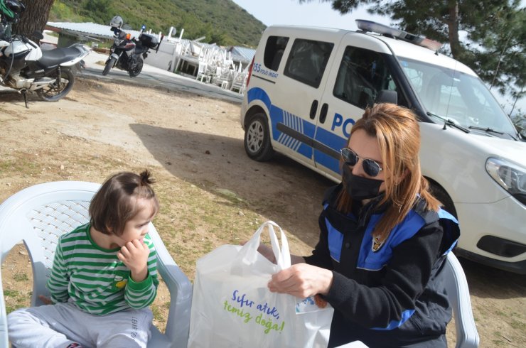 Bodrum'da Down Sendromlu Berk'e Polisten Sürpriz Ziyaret