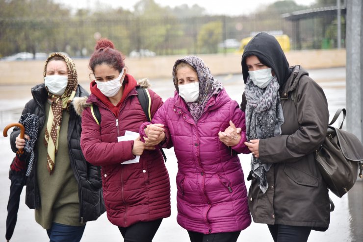 Dna Uyuştu, Annesi 'gitti Ramazanım' Diye Gözyaşı Döktü