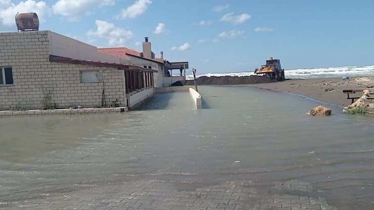 Hatay'da Lodos Hayatı Olumsuz Etkiledi (2)