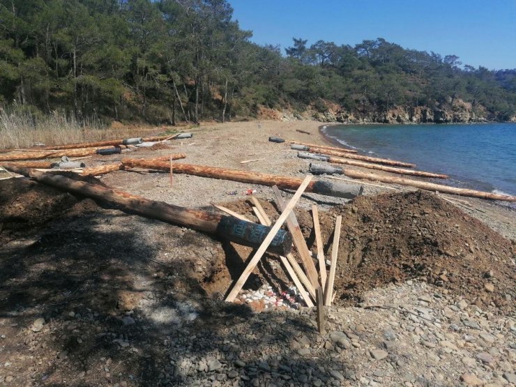 Dünyaca Ünlü Koydaki Kaçak 'beach Club' İnşaatı İle İlgili İlk İnceleme Tamamlandı