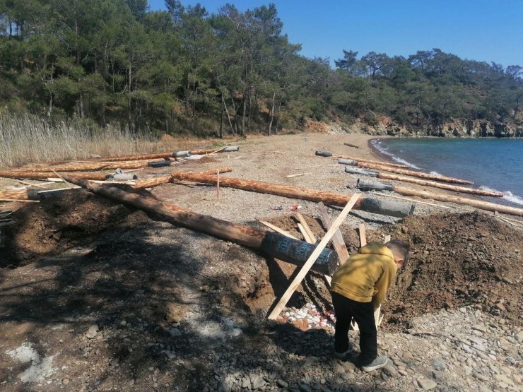 Dünyaca Ünlü Koydaki Kaçak 'beach Club' İnşaatı İle İlgili İlk İnceleme Tamamlandı