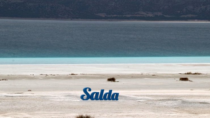 Salda Gölü'nde Doğa Kendini Yeniledi, Çamur Çukurları Kapanmaya Başladı