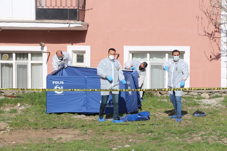 Polisin 'dur' İhtarına Uymayıp Kaçan Kişi, Tüfekle İntihar Etti