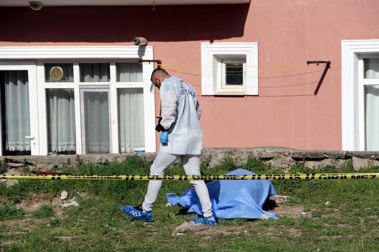 Polisin 'dur' İhtarına Uymayıp Kaçan Kişi, Tüfekle İntihar Etti