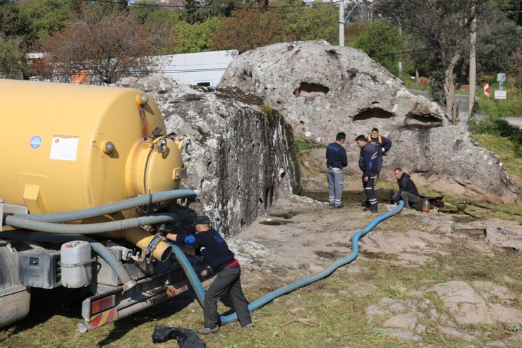 Roma Dönemine Ait Kaya Mezarlar Bodrum Turizmine Kazandırılacak