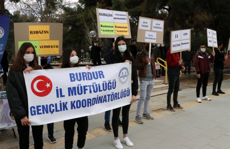 Burdur Müftülüğü'nden Pankartlı Ramazan Etkinliği