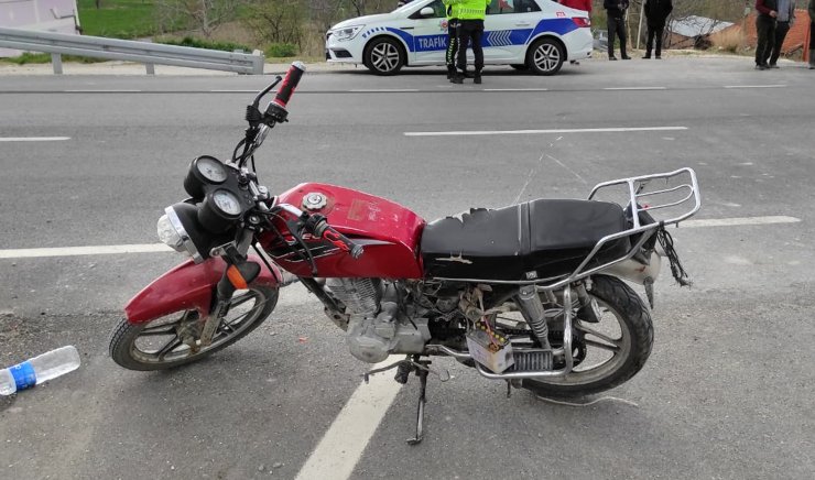 Tır, Motosiklete Çarptı; 10 Yaşındaki Çocuk Ağır Yaralandı