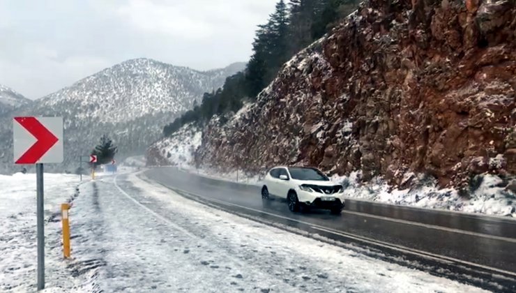 Antalya- Konya Yolunda Kar Yağışı