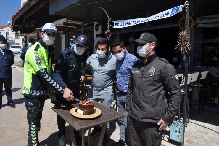 Datça'da Polise Sürpriz Kutlama