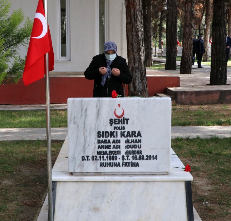 Şehit Polisin Annesi: 'her Kişiye Nasip Olmaz' Derdi, Allah Ona Göre Yazmış