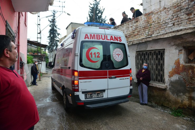 Adana’da Araç Alışverişi Nedeniyle Çıkan Kavgada 3 Kişi Yarlandı