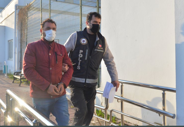 Adana’da Silah Ve Mühimmat Kaçakçılığı Operasyonu: 20 Gözaltı