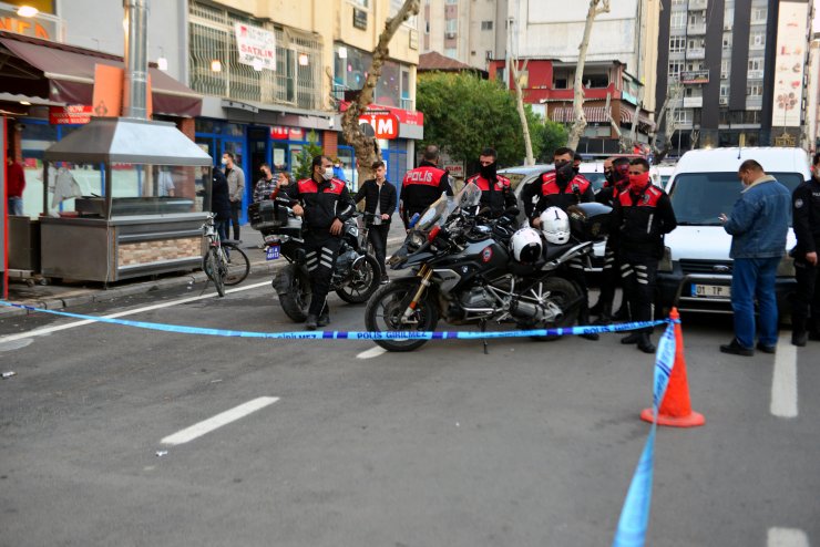 Husumetlisinin İş Yerini Basıp, Tabancayla Ateş Açtı: 3 Yaralı