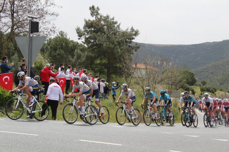 Muğla'da Cumhurbaşkanlığı Bisiklet Turu'na Katılan Sporculara Yoğun İlgi