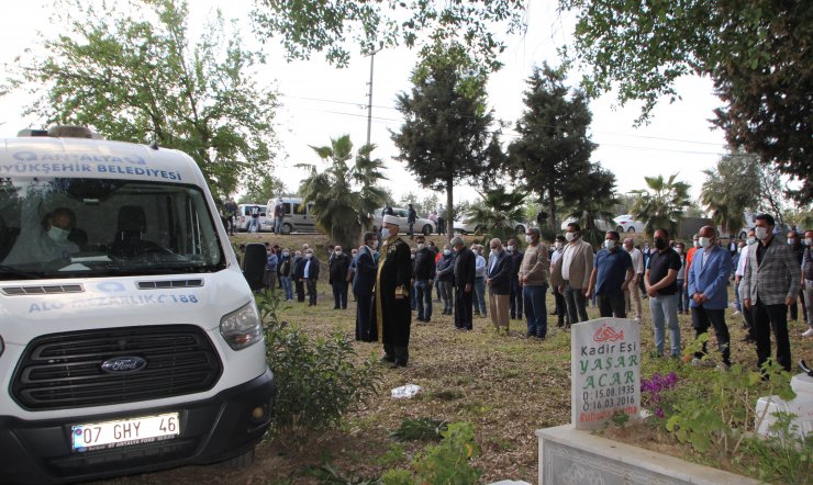 Kulüp Başkanı, Koronavirüsten Yaşamını Yitirdi (2)