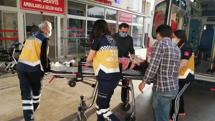 Kazada Ölen Sürücü, Eşi Ve Oğlu Yan Yana Toprağa Verildi