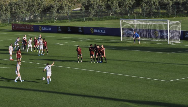 Beşiktaş Kadın Futbol Takımı Çeyrek Finalde