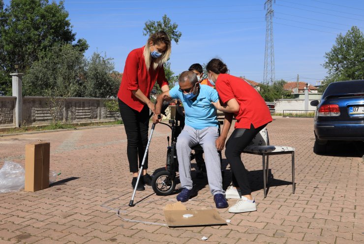 Çalınan Akülü Sandalyesinin Yerine Yenisi Alındı