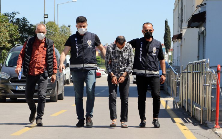 Babası Ve Ağabeyini 'uyuşturucuyu Bırak’ Uyarısı Nedeniyle Öldürmüş